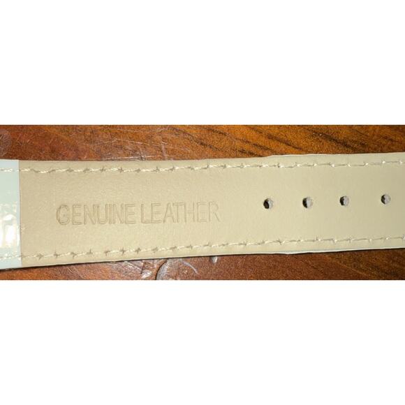 Vintage White Minnie Mouse Women's Watch - Picture 7 of 8